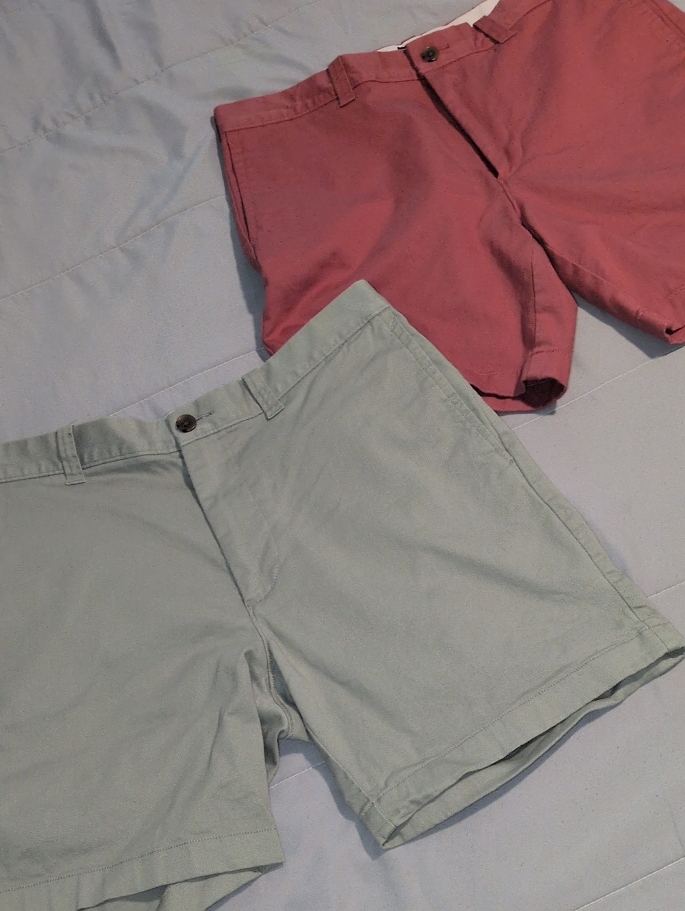 J. Crew Men's Flat Front Shorts - Sage Green & Coral Size 33